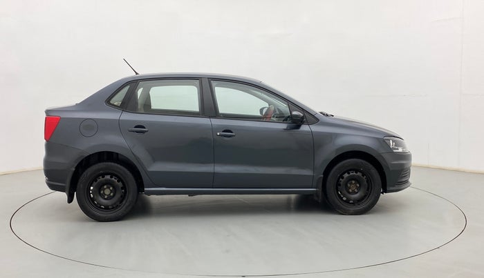 2018 Volkswagen Ameo COMFORTLINE 1.0L, Petrol, Manual, 31,183 km, Right Side View