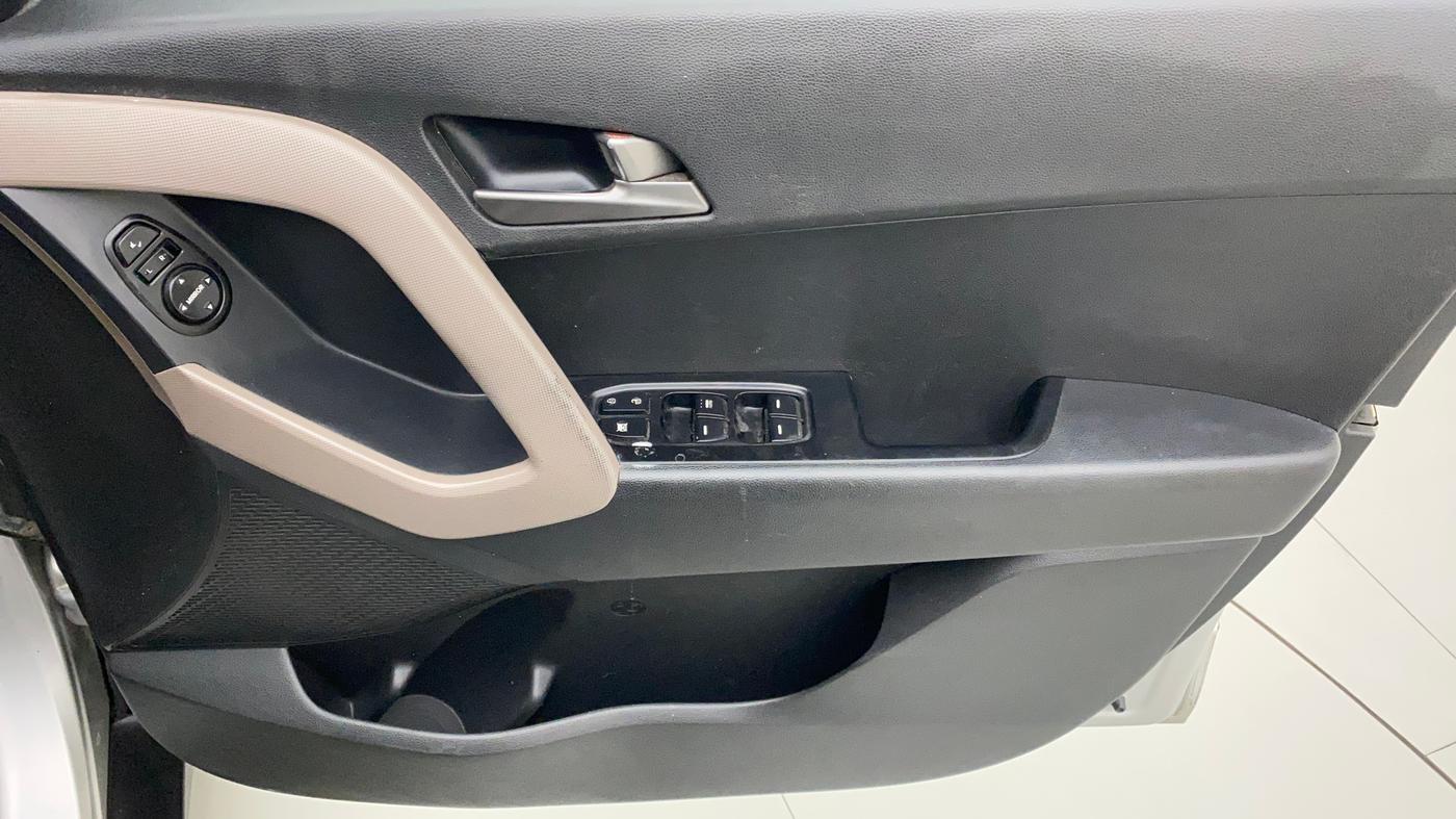 2015 Hyundai Creta SX PLUS 1.6 PETROL, Petrol, Manual, 55,897 km, Driver Side Door Panels Control