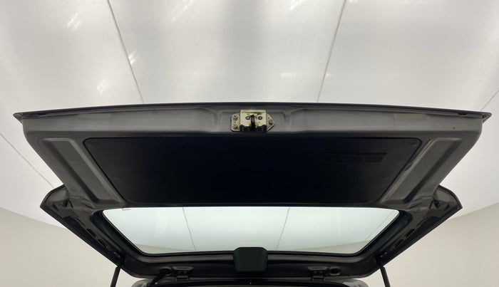 2021 Maruti Eeco 7 STR, Petrol, Manual, 17,706 km, Boot Door Open