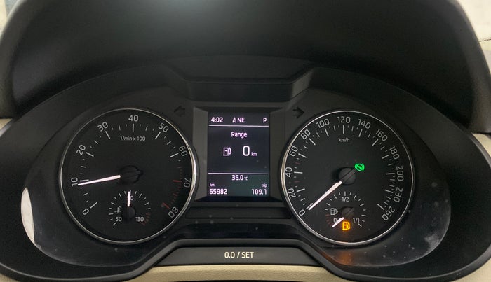 2016 Skoda Octavia STYLE PLUS AT 1.8 TSI, Petrol, Automatic, 65,982 km, Odometer Image