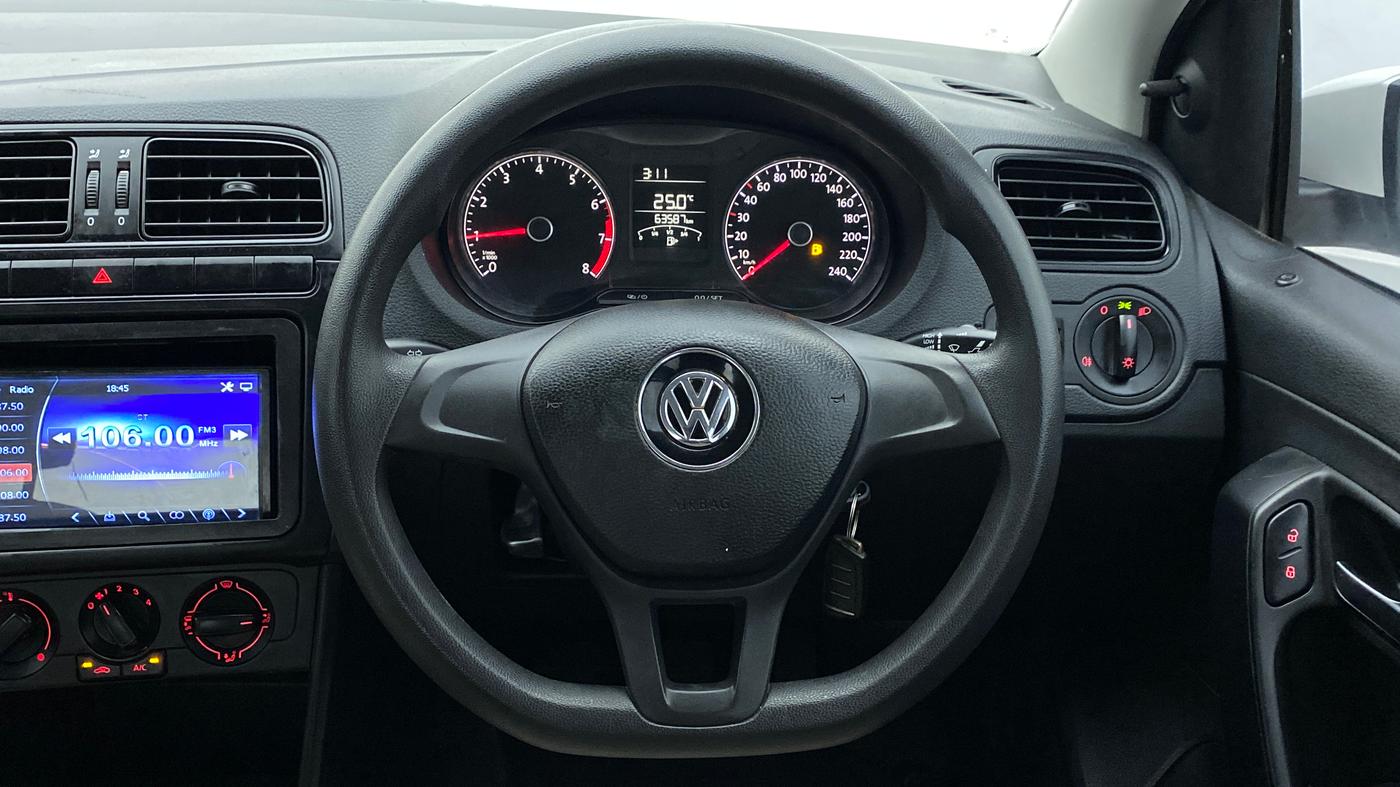 2019 Volkswagen Ameo Trendline 1.0, Petrol, Manual, 64,258 km, Steering Wheel Close Up