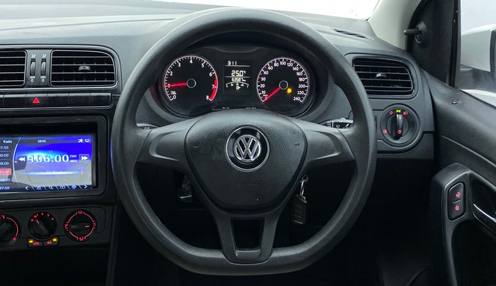 2019 Volkswagen Ameo Trendline 1.0, Petrol, Manual, 64,258 km, Steering Wheel Close Up
