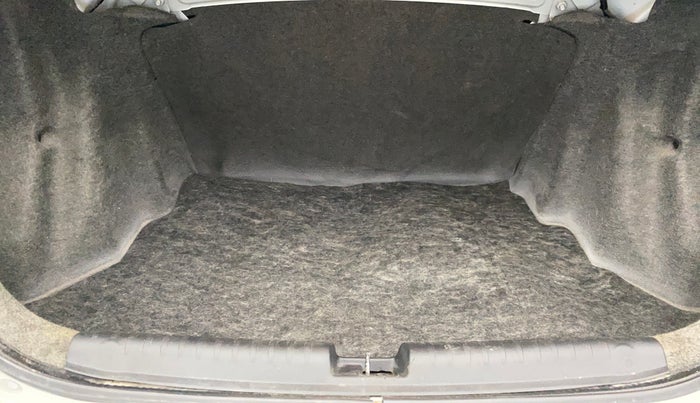 2017 Honda Amaze 1.2L I-VTEC S OPT, Petrol, Manual, 66,508 km, Boot Inside