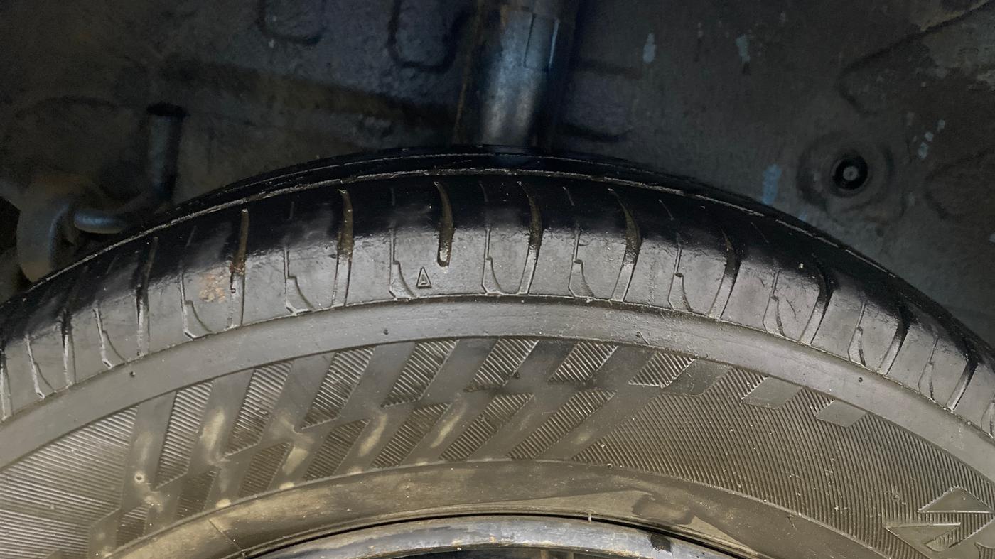 2016 Maruti Celerio VXI CNG, CNG, Manual, 77,549 km, Right Rear Tyre Tread