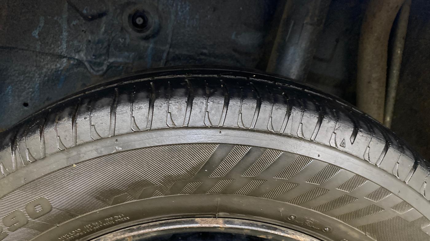 2016 Maruti Celerio VXI CNG, CNG, Manual, 77,549 km, Left Rear Tyre Tread