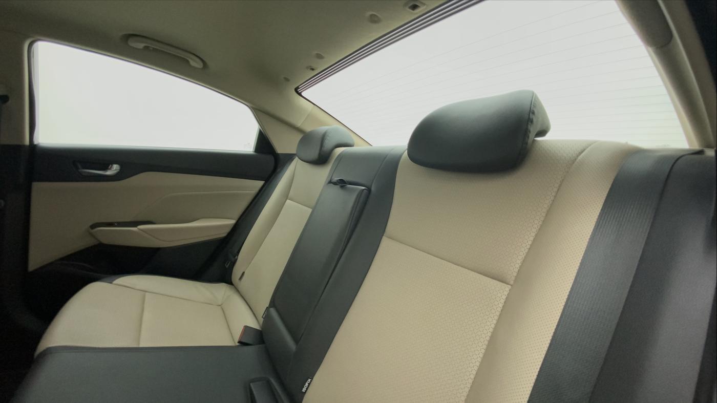 2021 Hyundai Verna SX (O)1.5 VTVT, Petrol, Manual, 18,799 km, Right Side Rear Door Cabin
