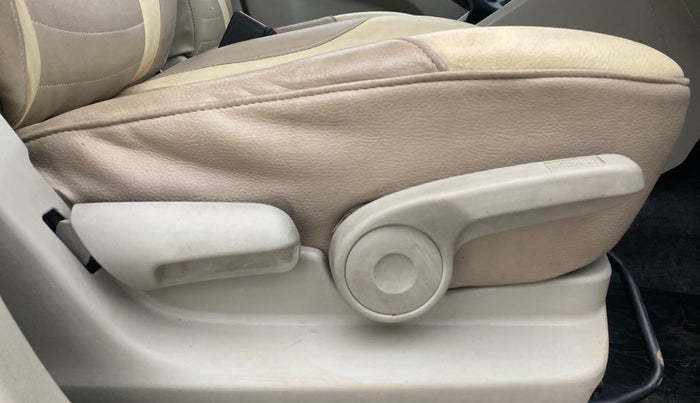 2018 Maruti Celerio ZXI (O), Petrol, Manual, 63,048 km, Driver Side Adjustment Panel