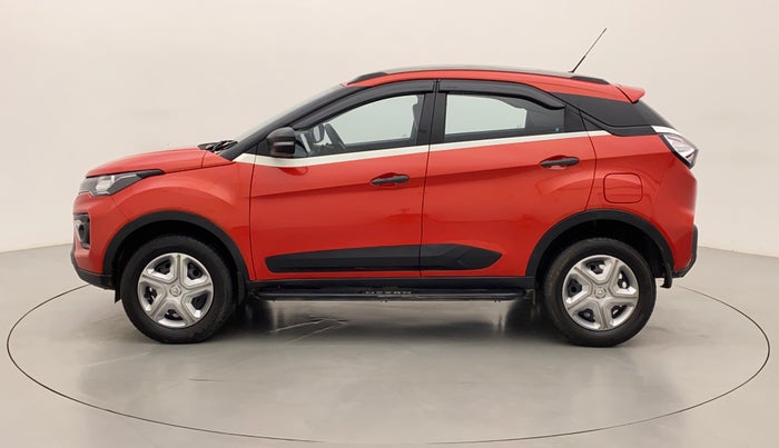 2021 Tata NEXON XMA PETROL, Petrol, Automatic, 14,244 km, Left Side