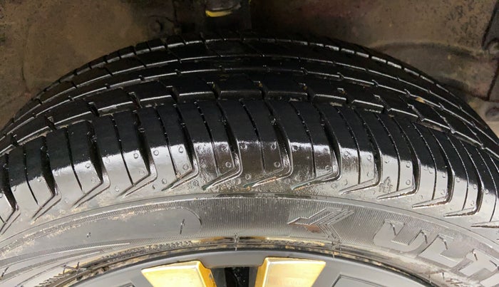 2012 Maruti Wagon R 1.0 VXI, Petrol, Manual, 53,831 km, Right Front Tyre Tread