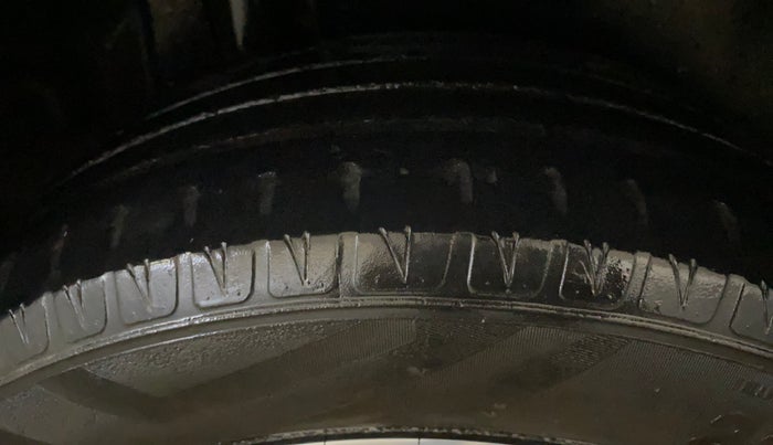 2020 Maruti S Cross DELTA AT1.5, Petrol, Automatic, 1,16,328 km, Right Rear Tyre Tread