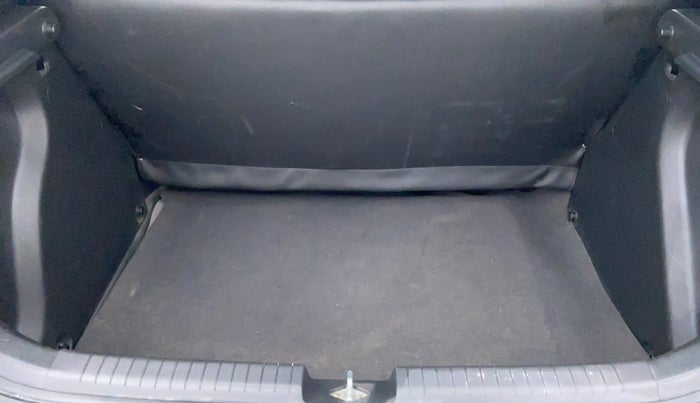 2017 Hyundai Elite i20 ERA 1.2, Petrol, Manual, 11,371 km, Boot Inside View