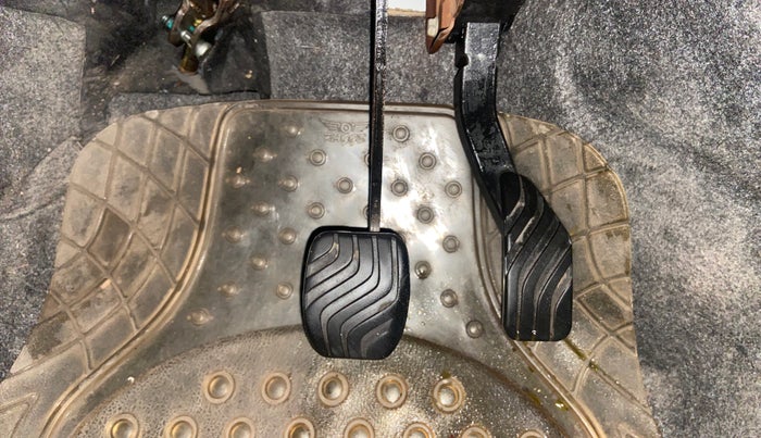 2018 Datsun Redi Go T(O) 1.0 AMT, Petrol, Automatic, 27,921 km, Pedals