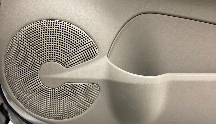 2014 Nissan Micra XV CVT, Petrol, Automatic, 57,818 km, Speaker