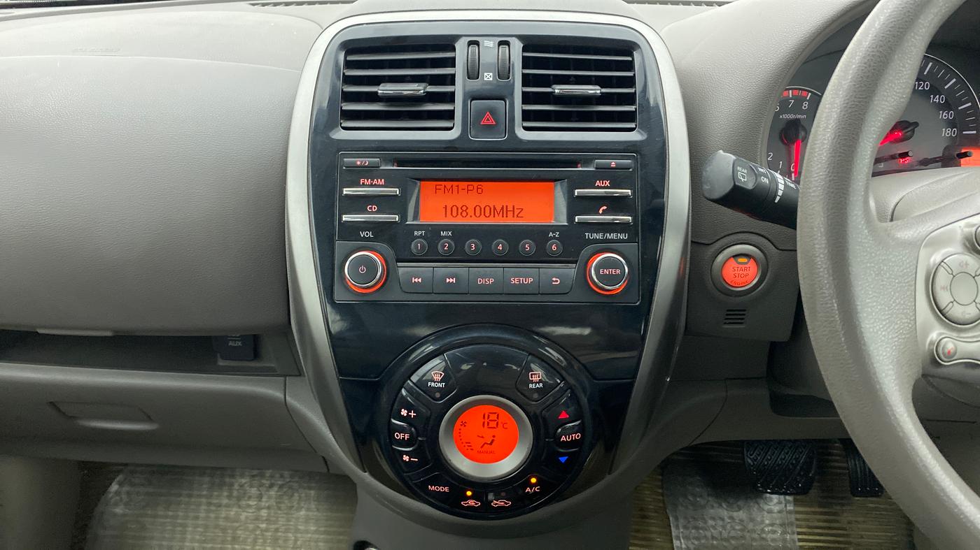 2014 Nissan Micra XV CVT, Petrol, Automatic, 57,818 km, Air Conditioner