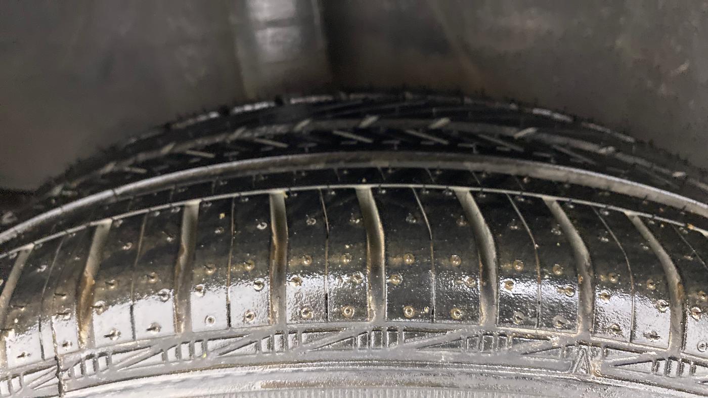 2014 Nissan Micra XV CVT, Petrol, Automatic, 57,818 km, Right Rear Tyre Tread