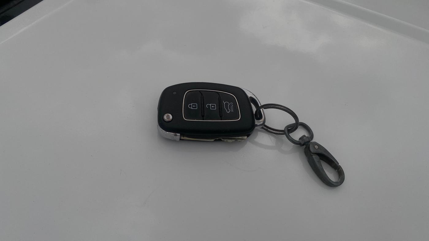 2021 Hyundai NEW I20 SPORTZ 1.2 MT, Petrol, Manual, 23,749 km, Key Close Up