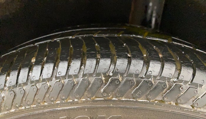 2019 Ford Ecosport TITANIUM 1.5L DIESEL, Diesel, Manual, 61,515 km, Left Rear Tyre Tread