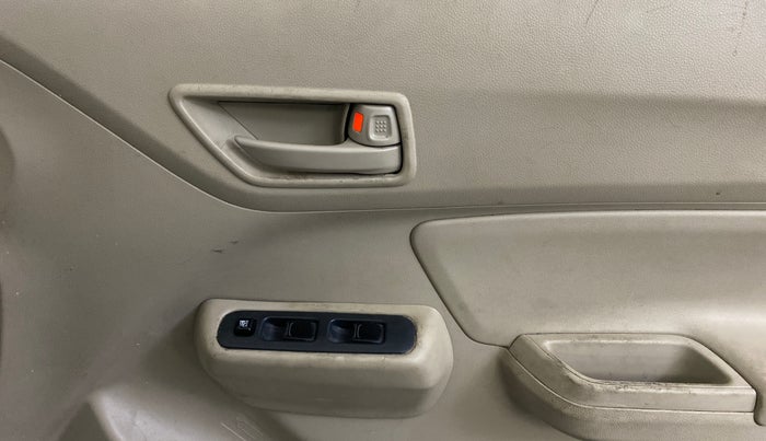 2019 Maruti Dzire LXI, Petrol, Manual, 55,634 km, Driver Side Door Panels Control