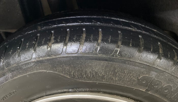 2019 Maruti Dzire LXI, Petrol, Manual, 55,634 km, Right Rear Tyre Tread