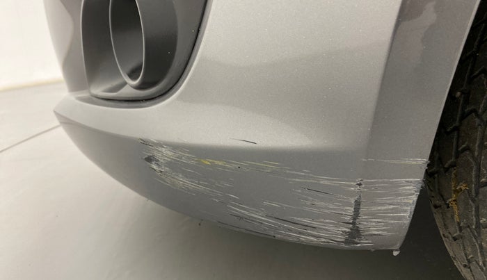 2013 Maruti Swift VXI, Petrol, Manual, 41,378 km, Front bumper - Minor scratches