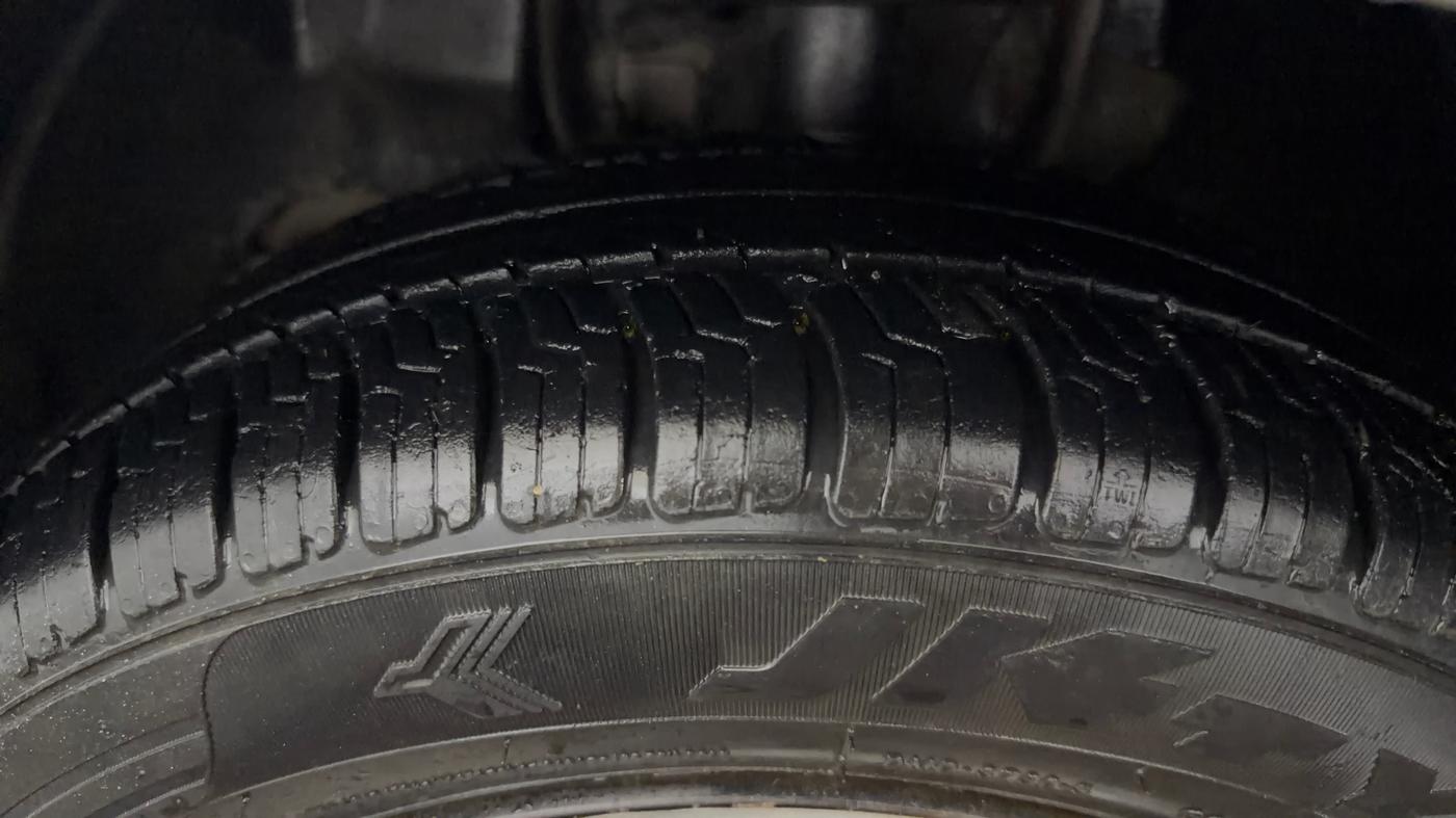 2017 Tata Tiago XT PETROL, Petrol, Manual, 71,597 km, Left Front Tyre Tread