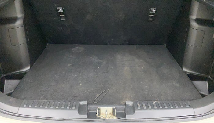 2022 Toyota URBAN CRUISER MID GRADE AT, Petrol, Automatic, 33,145 km, Boot Inside