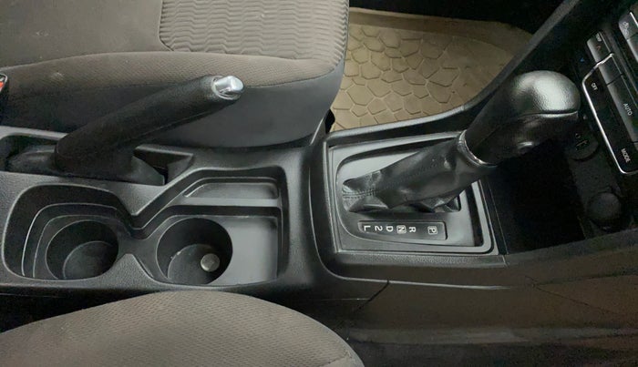 2022 Toyota URBAN CRUISER MID GRADE AT, Petrol, Automatic, 33,145 km, Gear Lever