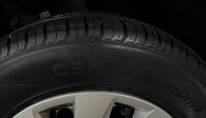 2025 Skoda SLAVIA Classic 1.0L TSI MT, Petrol, Manual, 17,183 km, Right Front Tyre Tread