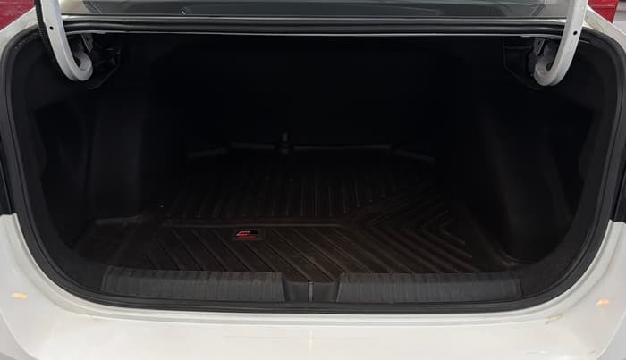 2025 Skoda SLAVIA Classic 1.0L TSI MT, Petrol, Manual, 17,183 km, Boot Inside