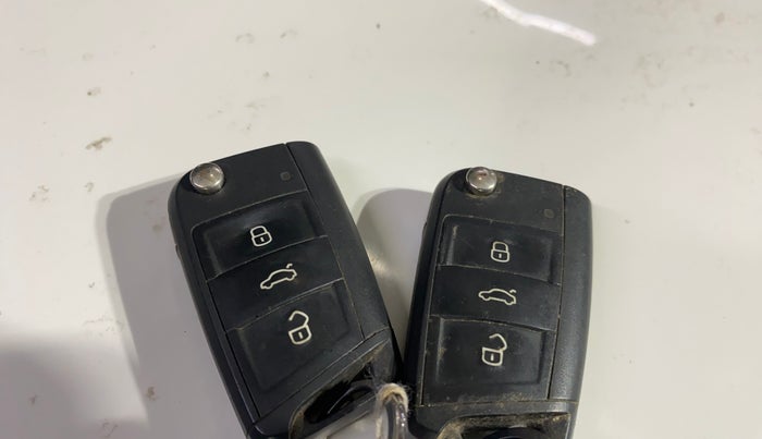 2019 Skoda Octavia L&K 1.8 TSI AT, Petrol, Automatic, 72,775 km, Key Close Up