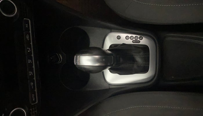 2017 Volkswagen Polo GT TSI AT, Petrol, Automatic, 1,01,622 km, Gear Lever