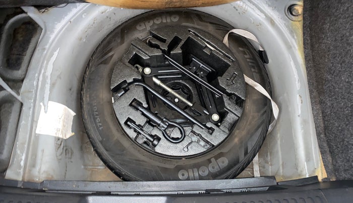 2017 Volkswagen Polo GT TSI AT, Petrol, Automatic, 1,01,622 km, Spare Tyre