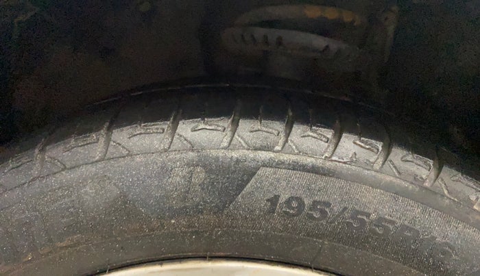 2017 Volkswagen Polo GT TSI AT, Petrol, Automatic, 1,01,622 km, Left Front Tyre Tread