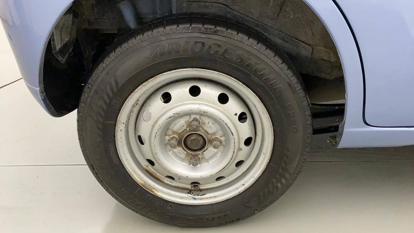2012 Maruti Wagon R 1.0 LXI CNG, CNG, Manual, 99,627 km, Right Rear Wheel