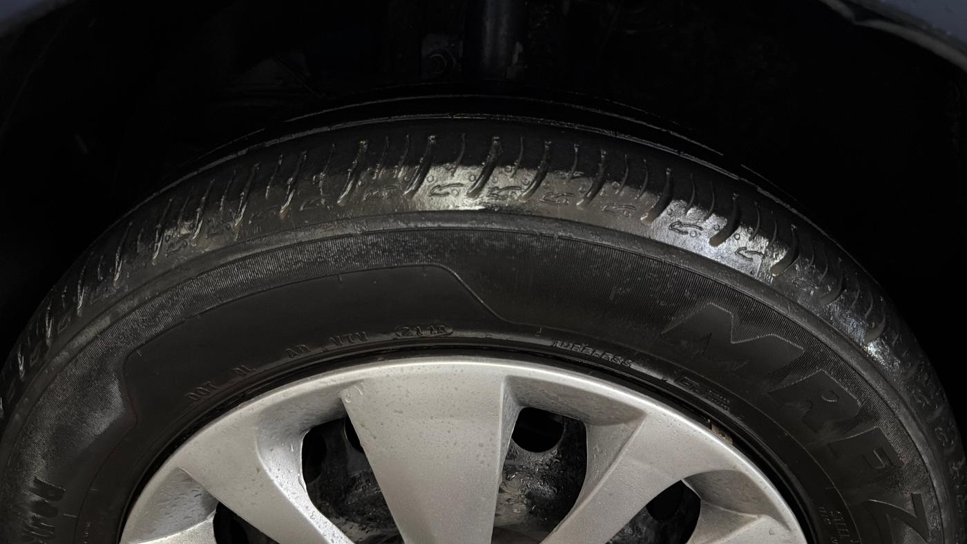2019 Maruti Baleno DELTA PETROL 1.2, Petrol, Manual, 80,051 km, Left Front Tyre Tread