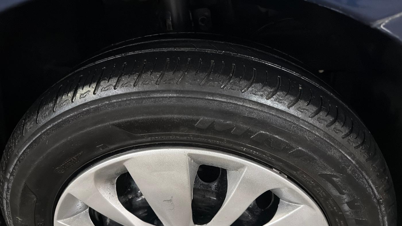 2019 Maruti Baleno DELTA PETROL 1.2, Petrol, Manual, 80,051 km, Right Front Tyre Tread