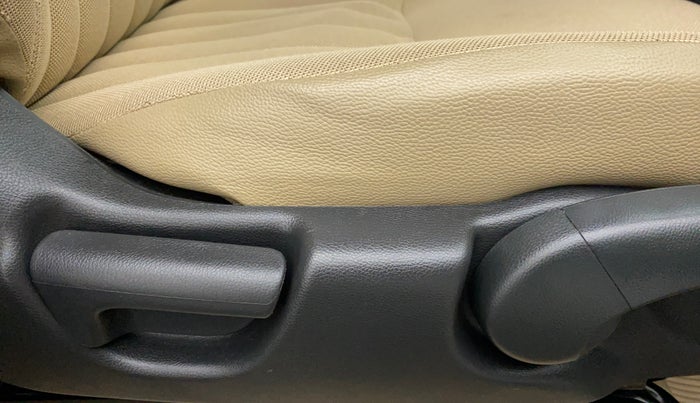 2015 Honda City 1.5L I-VTEC V MT, Petrol, Manual, 62,558 km, Driver Side Adjustment Panel