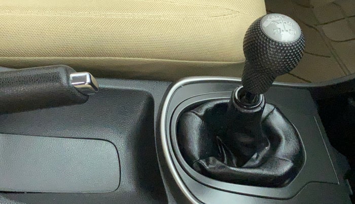 2015 Honda City 1.5L I-VTEC V MT, Petrol, Manual, 62,558 km, Gear Lever