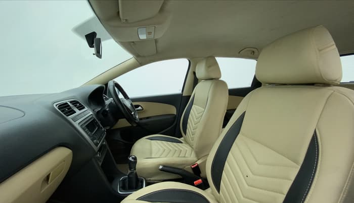 2014 Volkswagen Polo HIGHLINE1.2L, Petrol, Manual, 49,905 km, Right Side Front Door Cabin