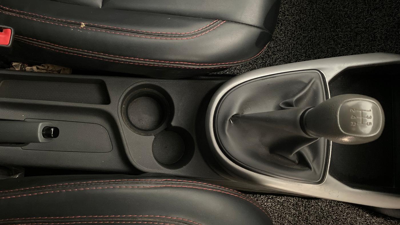 2020 Hyundai GRAND I10 NIOS MAGNA CORPORATE EDITION 1.2 KAPPA VTVT, CNG, Manual, 47,122 km, Gear Lever