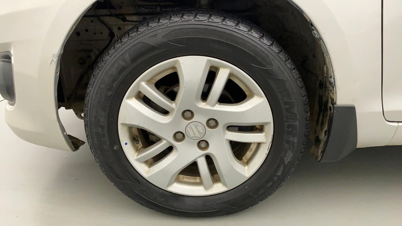 2013 Maruti Swift Dzire ZXI, Petrol, Manual, 45,873 km, Left Front Wheel