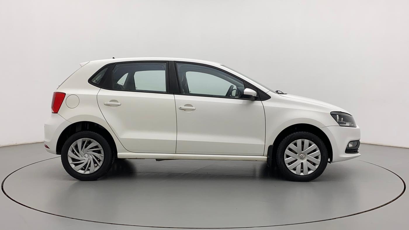 2016 Volkswagen Polo COMFORTLINE 1.2L, Petrol, Manual, 50,695 km, Right Side View