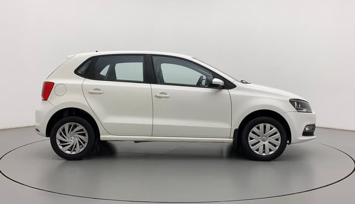 2016 Volkswagen Polo COMFORTLINE 1.2L, Petrol, Manual, 50,695 km, Right Side View