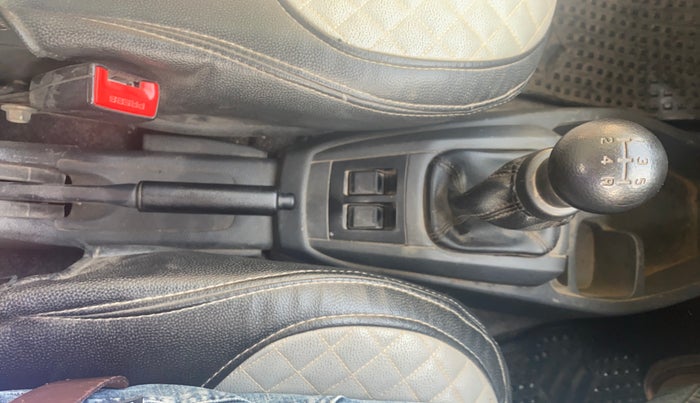 2017 Maruti Alto 800 LXI, Petrol, Manual, 74,892 km, Gear Lever