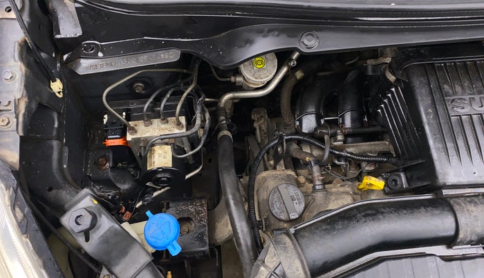 2012 Maruti Ritz ZXI, Petrol, Manual, 38,241 km, Engine View - Right