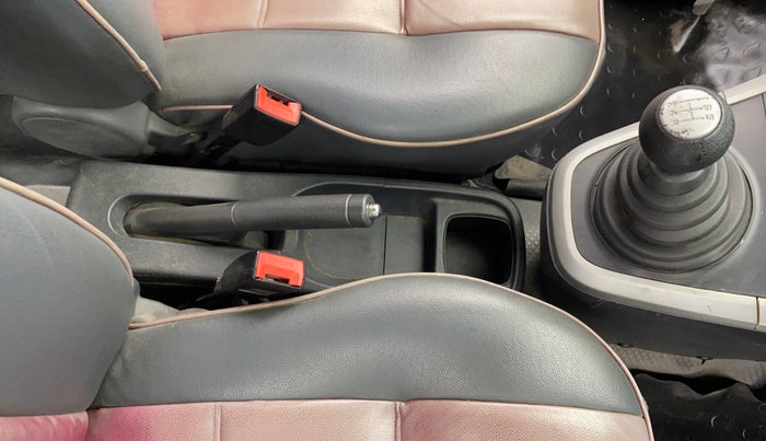 2012 Maruti Ritz ZXI, Petrol, Manual, 38,241 km, Gear Lever