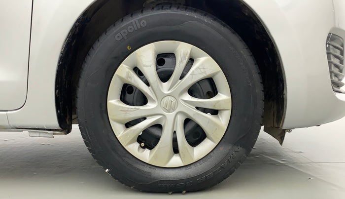 2018 Maruti Swift VXI, Petrol, Manual, 57,871 km, Right Front Wheel