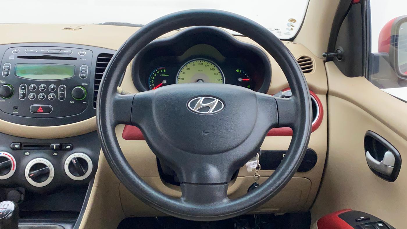 2010 Hyundai i10 SPORTZ 1.2 KAPPA2, Petrol, Manual, 47,199 km, Steering Wheel Close Up