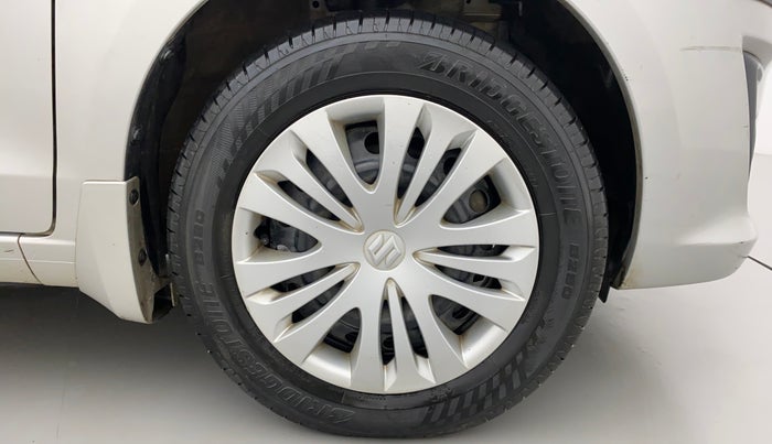 2012 Maruti Ertiga ZXI, Petrol, Manual, 68,690 km, Right Front Wheel