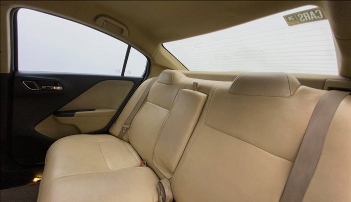 2017 Honda City 1.5L I-DTEC V, Diesel, Manual, 65,322 km, Right Side Rear Door Cabin
